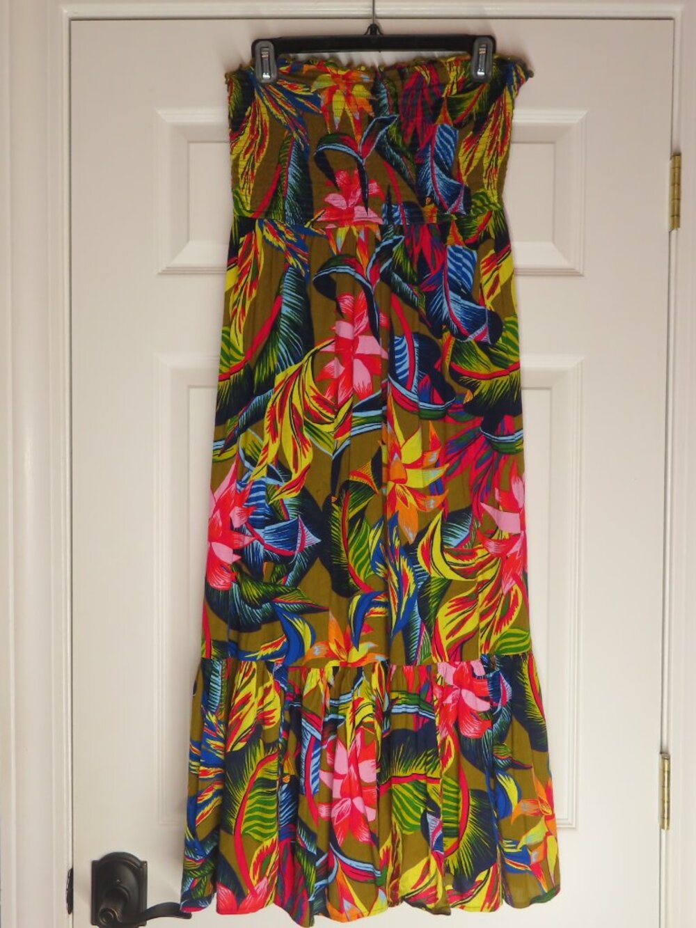 Aerie Smocked Strapless Tropical Tiered Dress Womens Medium Vacation Beach Boho